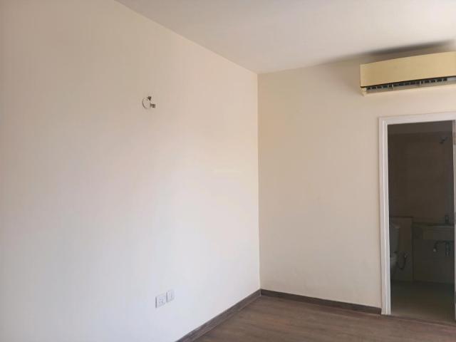3 BHK Apartment in Sector 102 for resale Gurgaon. The reference number is 18447733