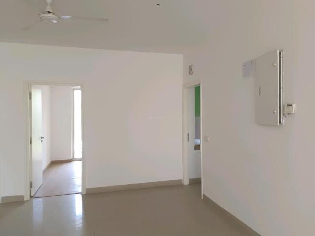 3 BHK Apartment in Sector 102 for resale Gurgaon. The reference number is 18694538