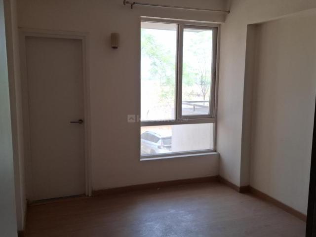 3 BHK Apartment in Sector 102 for resale Gurgaon. The reference number is 18698019