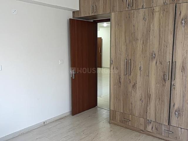 3 BHK Apartment in Sector 102 for resale Gurgaon. The reference number is 19445960