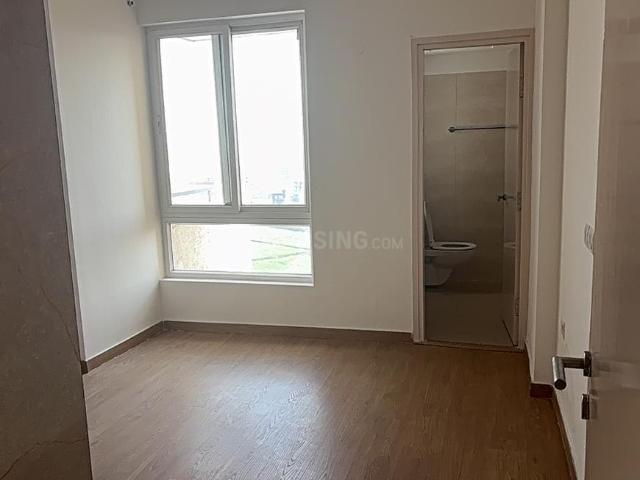 3 BHK Apartment in Sector 102 for resale Gurgaon. The reference number is 19445220