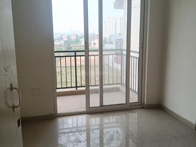 3 BHK Apartment in Sector 102 for resale Gurgaon. The reference number is 19927112