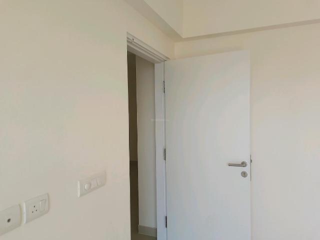 3 BHK Apartment in Sector 102 for resale Gurgaon. The reference number is 20195845