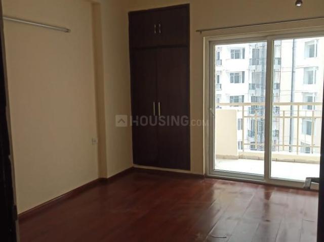3 BHK Apartment in Sector 107 for rent Noida. The reference number is 19623799