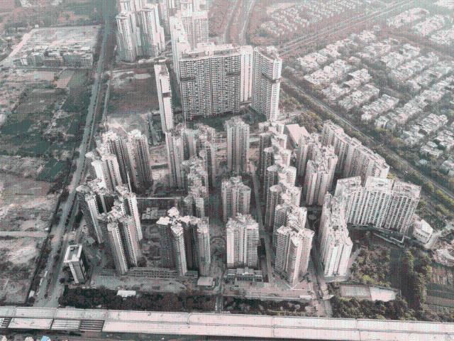 3 BHK Apartment in Sector 107 for rent Noida. The reference number is 19861152