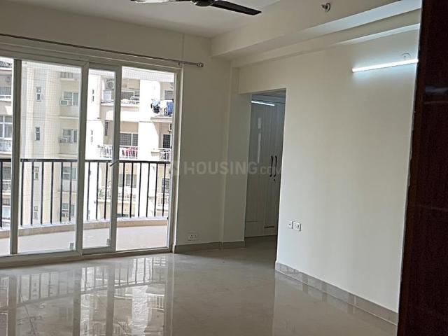 3 BHK Apartment in Sector 107 for rent Noida. The reference number is 19888073