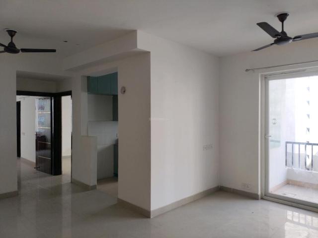 3 BHK Apartment in Sector 107 for rent Noida. The reference number is 19892223