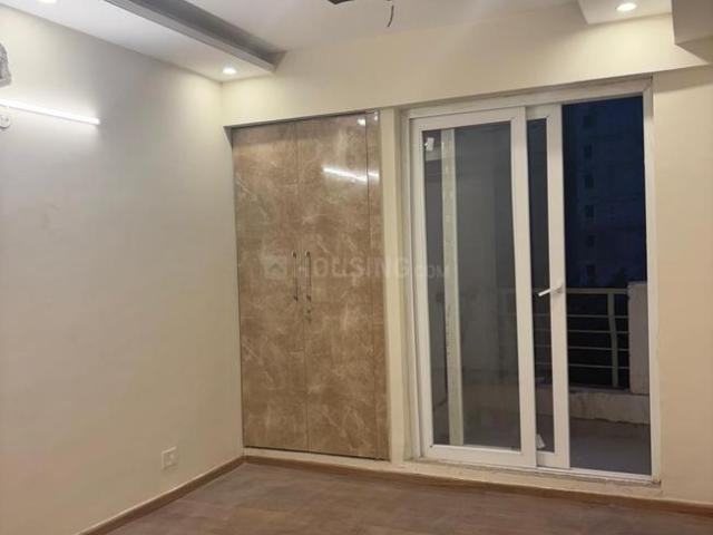 3 BHK Apartment in Sector 107 for rent Noida. The reference number is 19831795
