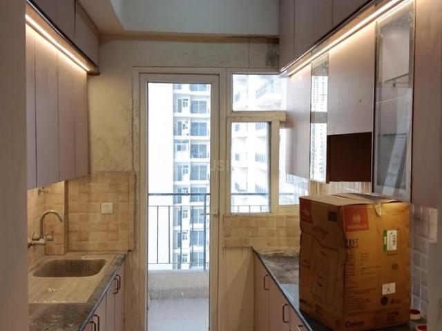 3 BHK Apartment in Sector 107 for rent Noida. The reference number is 19991133