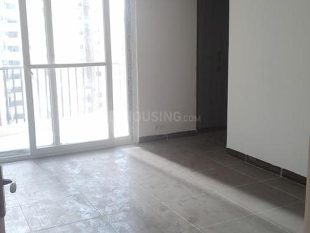 3 BHK Apartment in Sector 107 for rent Noida. The reference number is 19992373