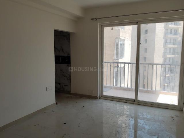 3 BHK Apartment in Sector 107 for rent Noida. The reference number is 19914591