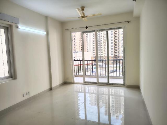 3 BHK Apartment in Sector 107 for rent Noida. The reference number is 20073553