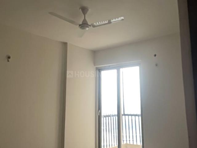 3 BHK Apartment in Sector 107 for rent Noida. The reference number is 20115919