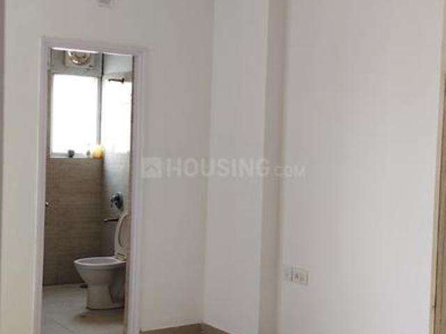3 BHK Apartment in Sector 107 for rent Noida. The reference number is 20133340