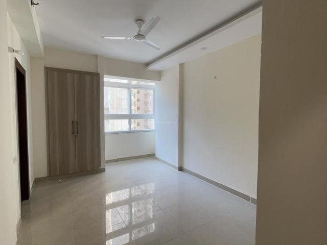 3 BHK Apartment in Sector 107 for rent Noida. The reference number is 20366944