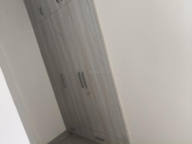 3 BHK Apartment in Sector 107 for rent Noida. The reference number is 20381199