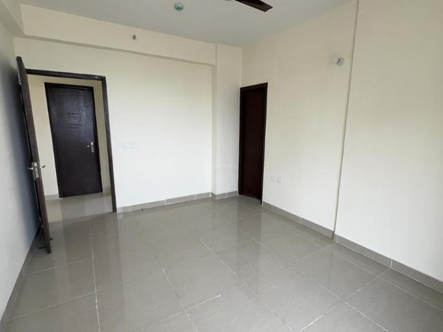 3 BHK Apartment in Sector 107 for rent Noida. The reference number is 20468934
