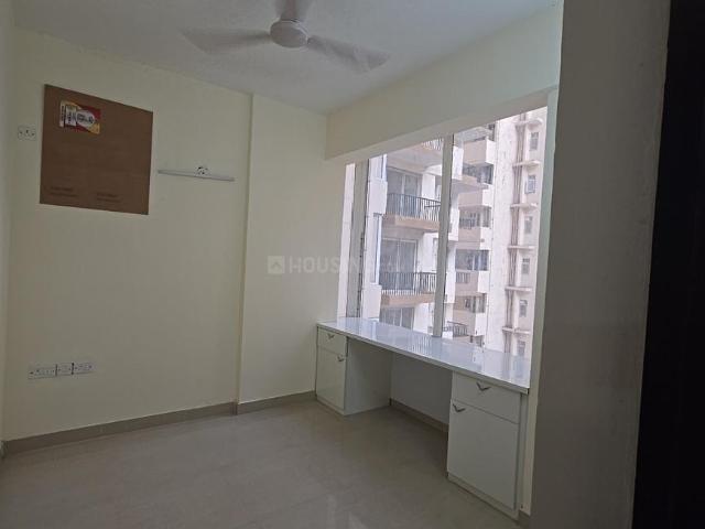 3 BHK Apartment in Sector 107 for rent Noida. The reference number is 20545641