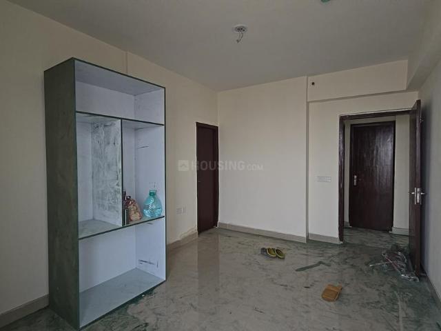 3 BHK Apartment in Sector 107 for rent Noida. The reference number is 20596338