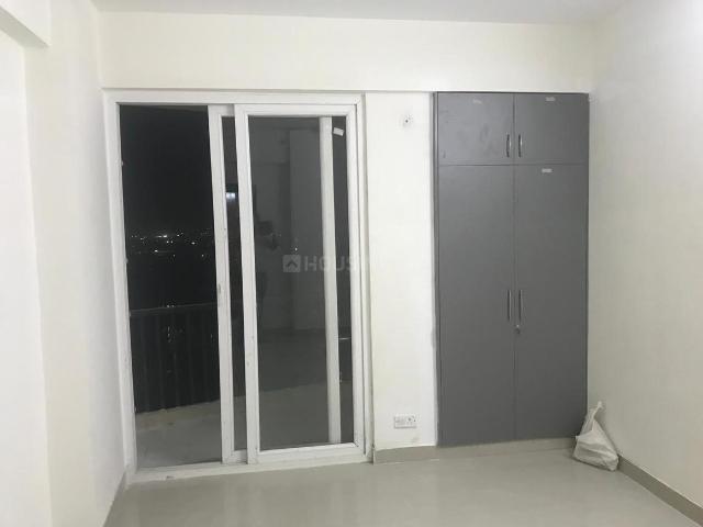 3 BHK Apartment in Sector 107 for rent Noida. The reference number is 20640424