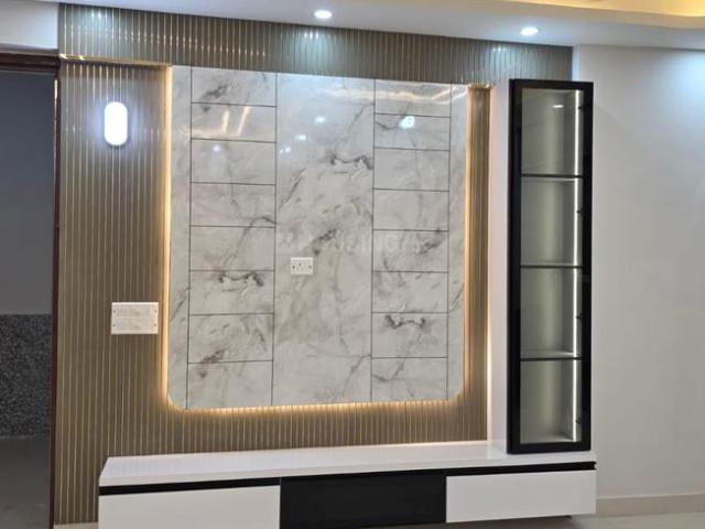 3 BHK Apartment in Sector 107 for rent Noida. The reference number is 20654710