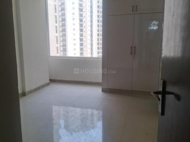 3 BHK Apartment in Sector 107 for rent Noida. The reference number is 20943068