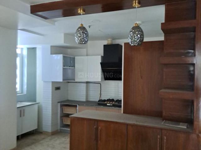 3 BHK Apartment in Sector 104 for rent Noida. The reference number is 17898420