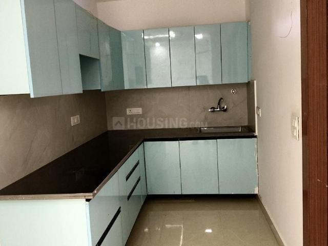 3 BHK Apartment in Sector 104 for rent Noida. The reference number is 18447414