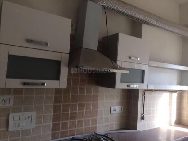 3 BHK Apartment in Sector 104 for rent Noida. The reference number is 19957818