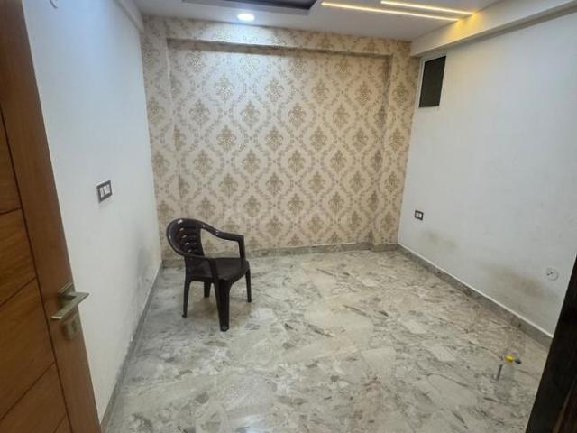 3 BHK Apartment in Sector 104 for rent Noida. The reference number is 20512445