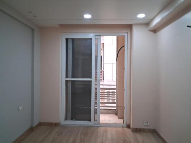 3 BHK Apartment in Sector 104 for resale Noida. The reference number is 19852989