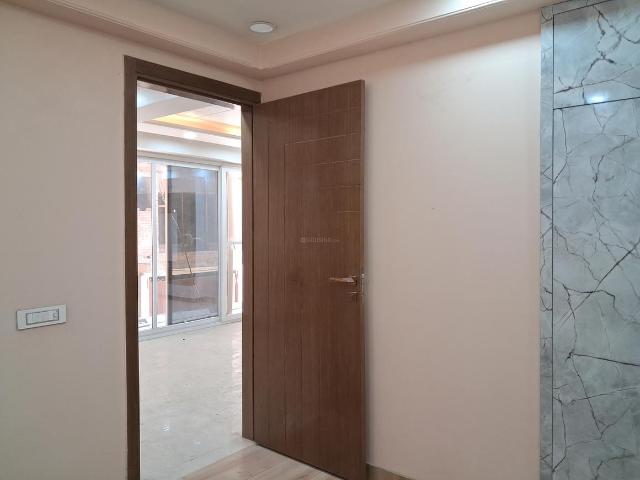 3 BHK Apartment in Sector 104 for resale Noida. The reference number is 19853194
