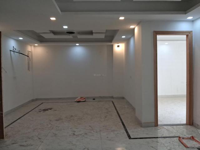 3 BHK Apartment in Sector 104 for resale Noida. The reference number is 19872004