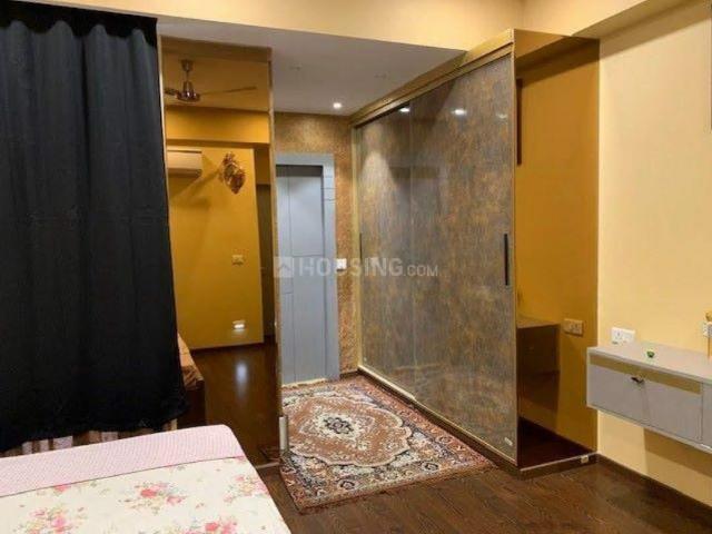 3 BHK Apartment in Sector 104 for resale Noida. The reference number is 20077888