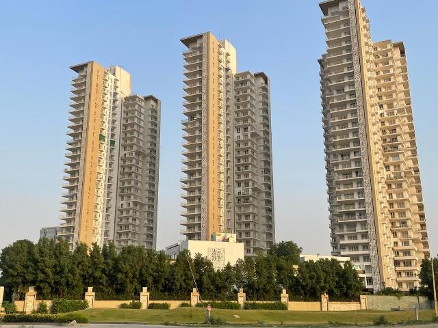 3 BHK Apartment in Sector 104 for resale Gurgaon. The reference number is 20982346