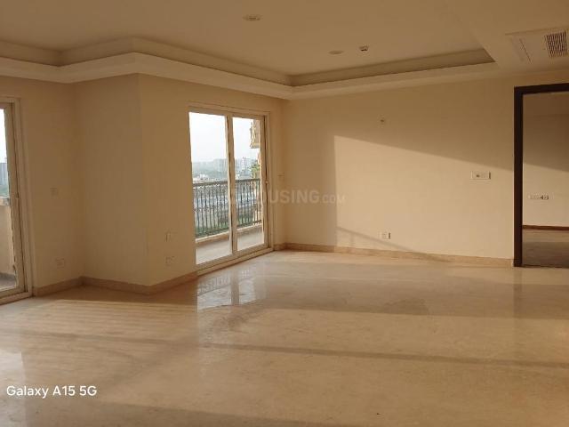 3 BHK Apartment in Sector 104 for resale Gurgaon. The reference number is 20296120