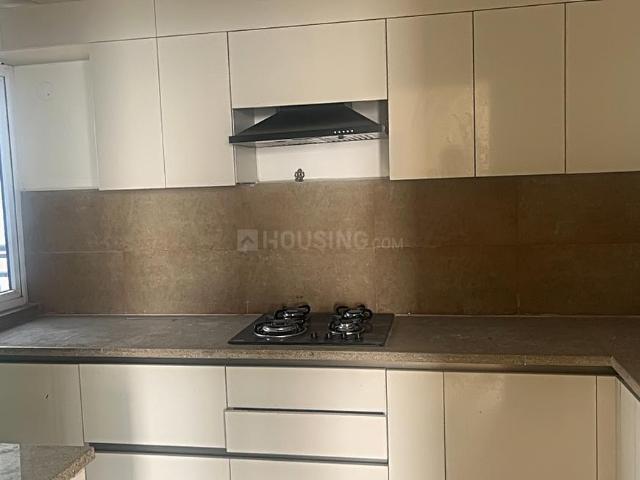 3 BHK Apartment in Sector 106 for resale Gurgaon. The reference number is 18882896