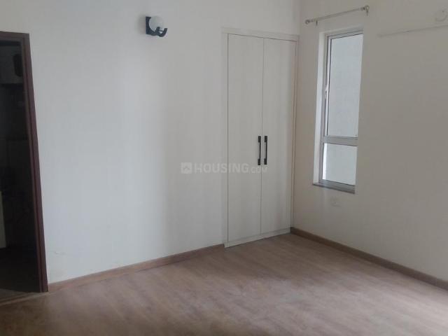 3 BHK Apartment in Sector 106 for resale Gurgaon. The reference number is 19898080