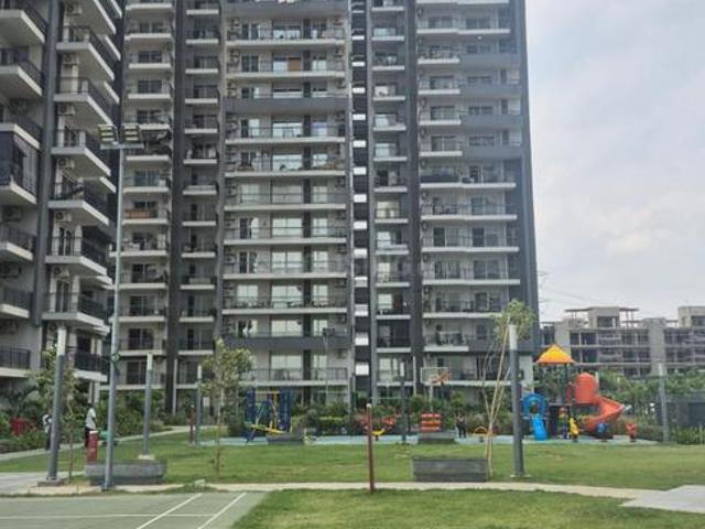 3 BHK Apartment in Sector 106 for resale Gurgaon. The reference number is 20434735