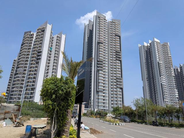 3 BHK Apartment in Sector 106 for resale Gurgaon. The reference number is 20339363