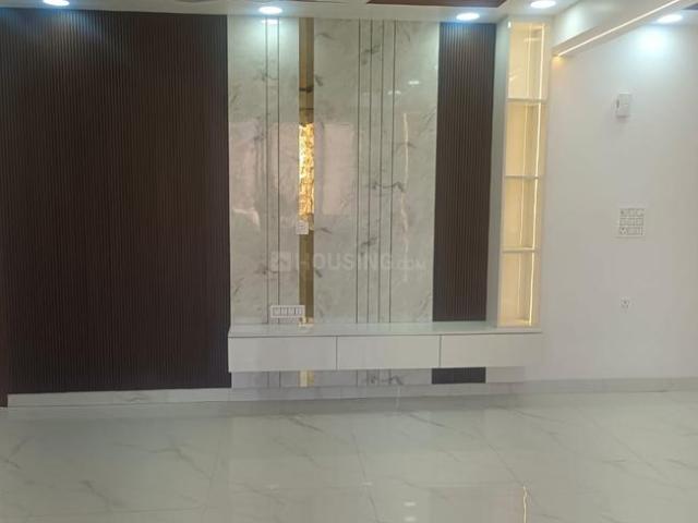 3 BHK Apartment in Sector 10 Dwarka for rent New Delhi. The reference number is 16146075