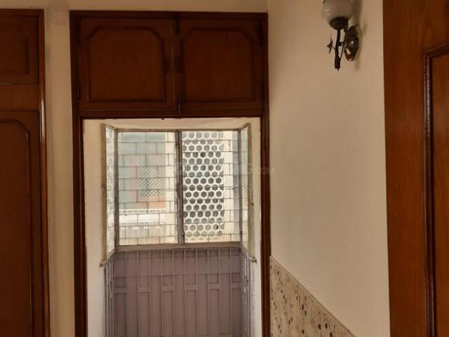3 BHK Apartment in Sector 10 Dwarka for rent New Delhi. The reference number is 19775225