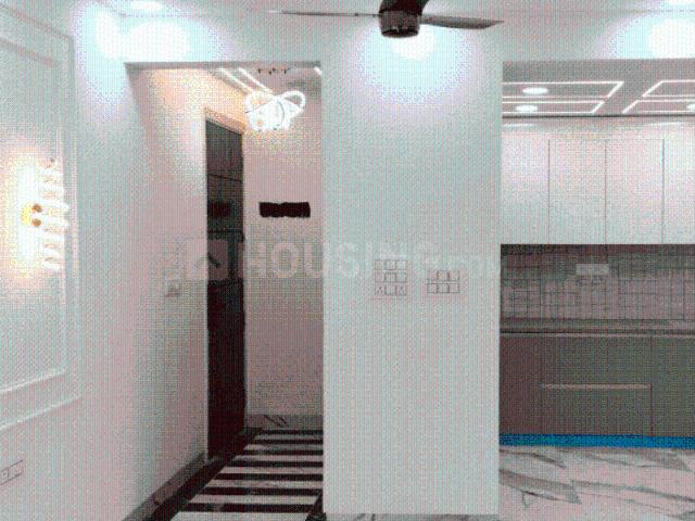 3 BHK Apartment in Sector 10 Dwarka for rent New Delhi. The reference number is 19304488