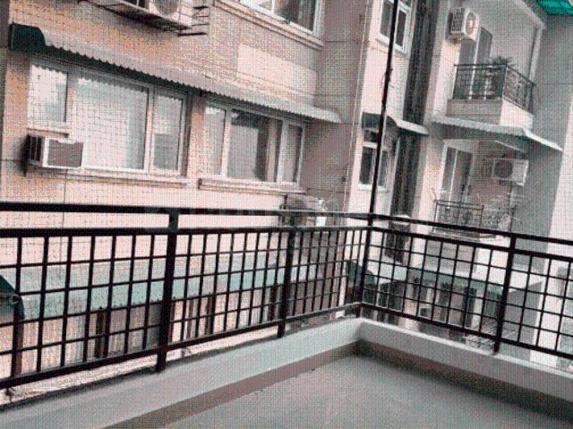 3 BHK Apartment in Sector 10 Dwarka for rent New Delhi. The reference number is 19304713