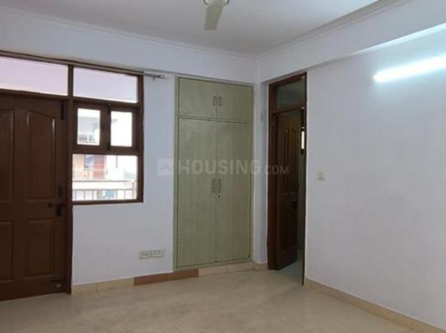 3 BHK Apartment in Sector 10 Dwarka for rent New Delhi. The reference number is 20269111