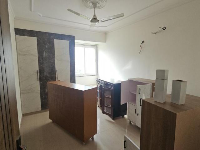 3 BHK Apartment in Sector 10 Dwarka for rent New Delhi. The reference number is 20309645