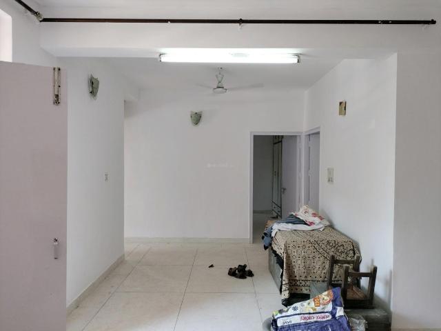 3 BHK Apartment in Sector 10 Dwarka for resale New Delhi. The reference number is 14218428