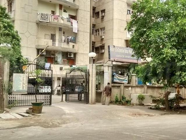 3 BHK Apartment in Sector 10 Dwarka for resale New Delhi. The reference number is 14606728