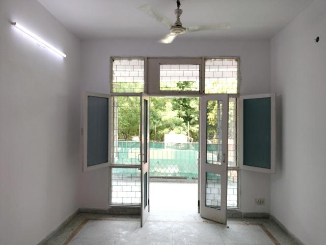 3 BHK Apartment in Sector 10 Dwarka for resale New Delhi. The reference number is 14963501