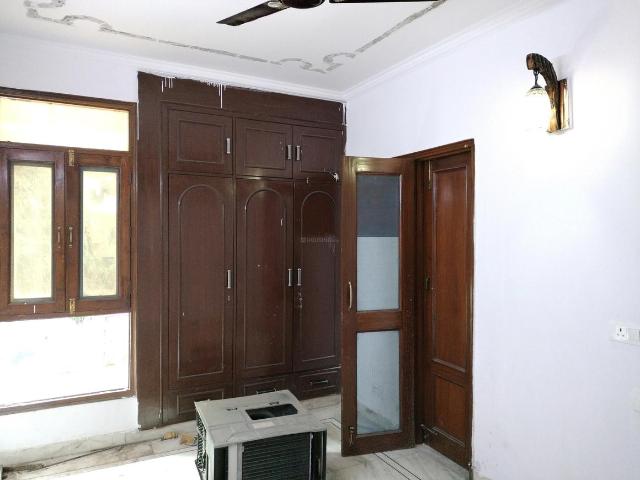 3 BHK Apartment in Sector 10 Dwarka for resale New Delhi. The reference number is 16175448